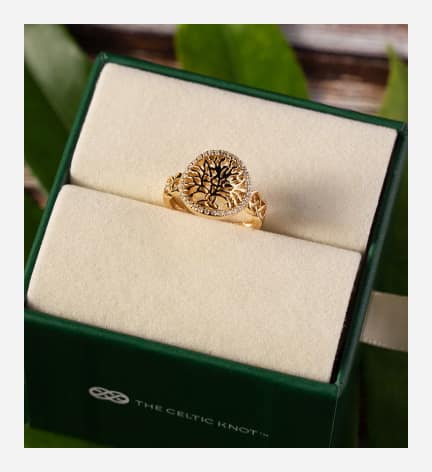 Celtic Tree Of Life™ 18K Yellow Gold Diamond Ring