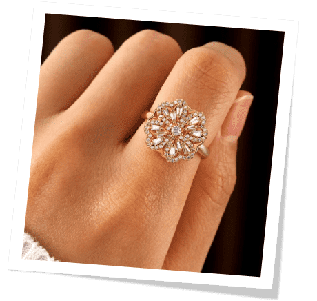 The Spinning Clover Ring