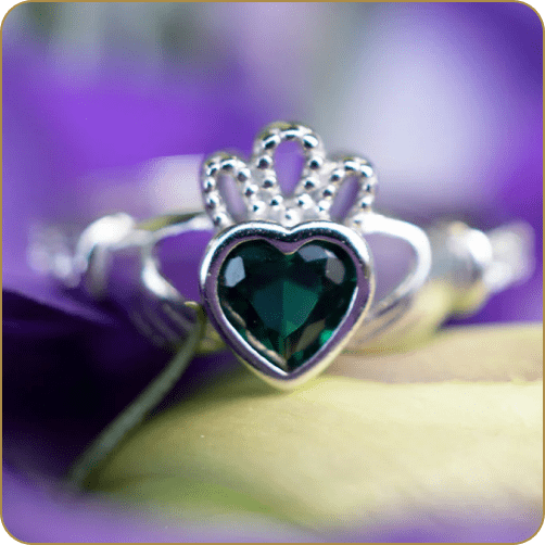 Classic Claddagh Ring